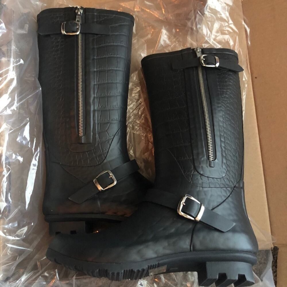 Report Black Halvor Snake Print Rain Boots